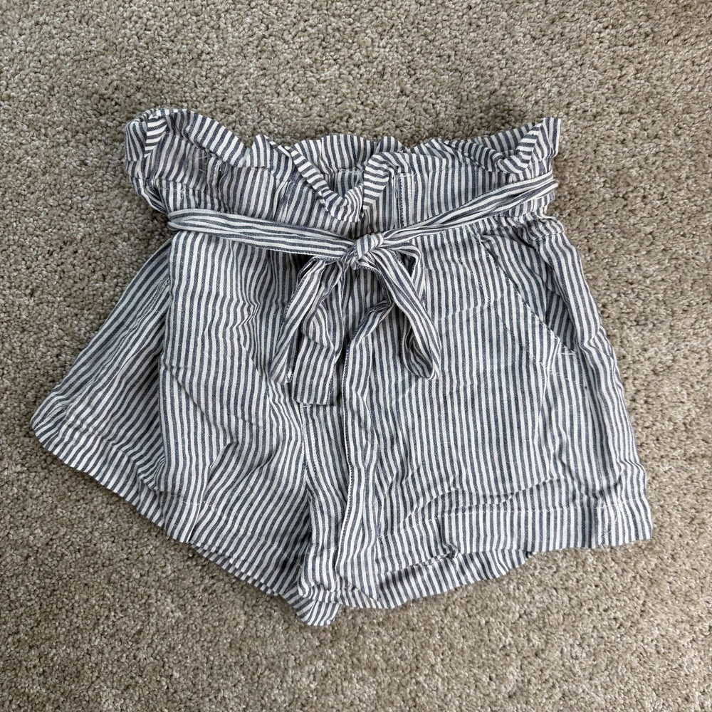 Sun Day Club Paperbag Shorts Womens Small White Striped Tie Waist Linen Summer